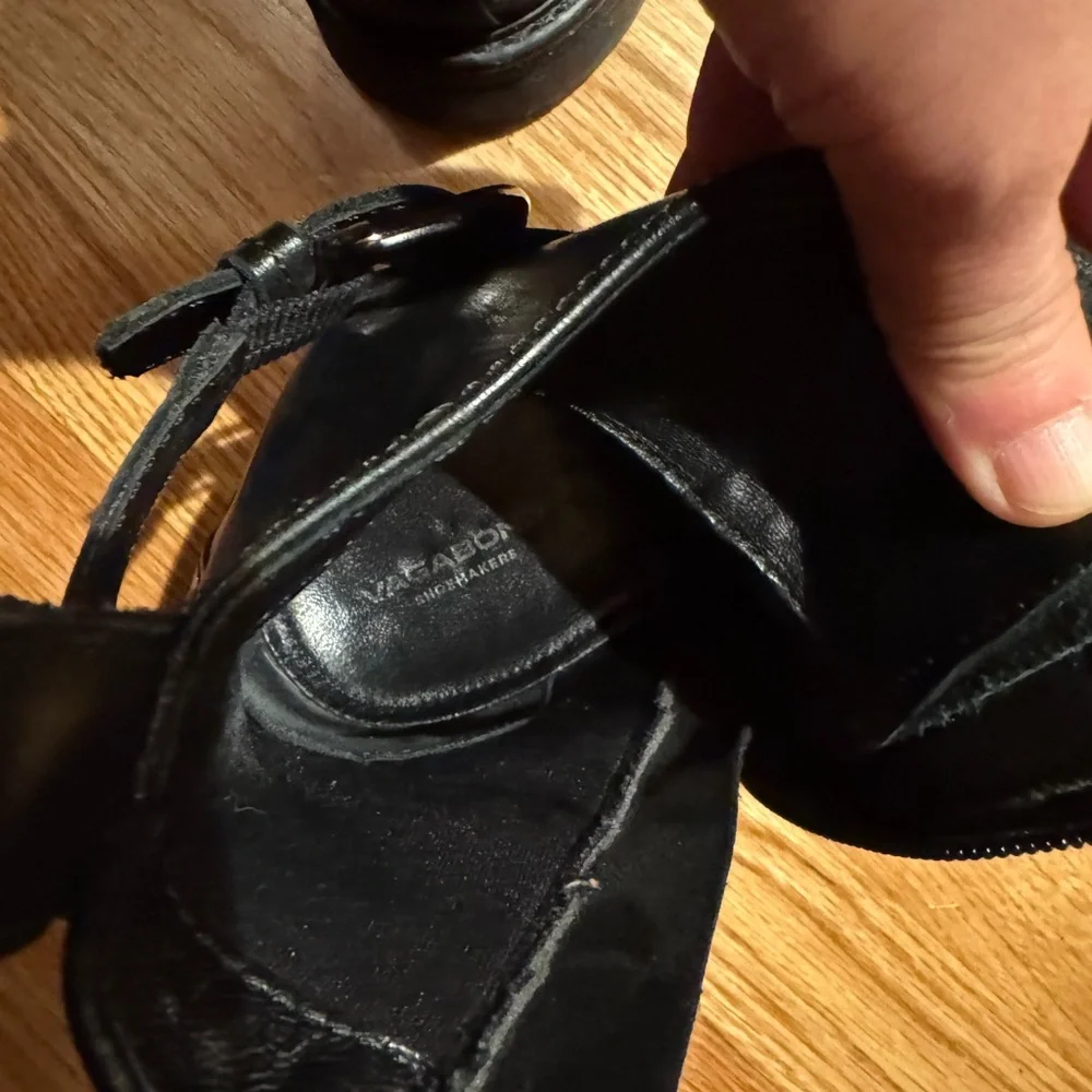 Vagabond Black Leather Ankle Combat Boots - Picture 4 of 7